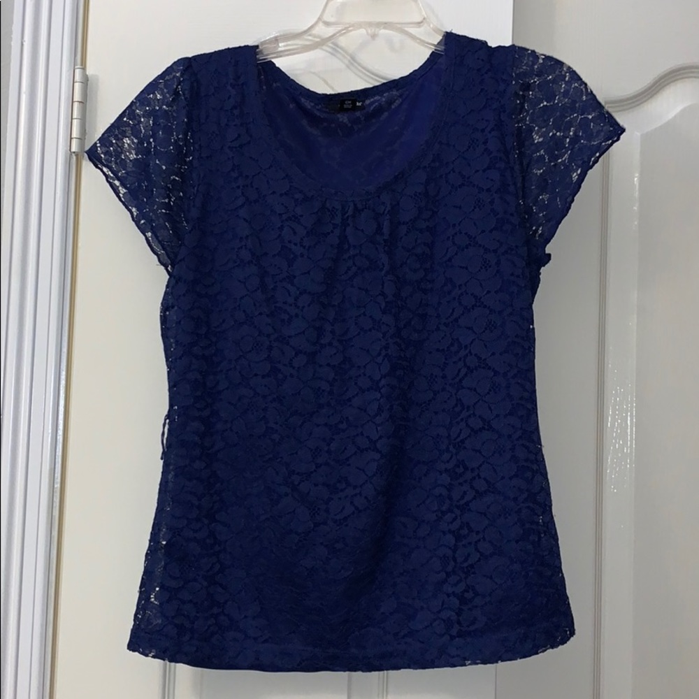 Navy blue top